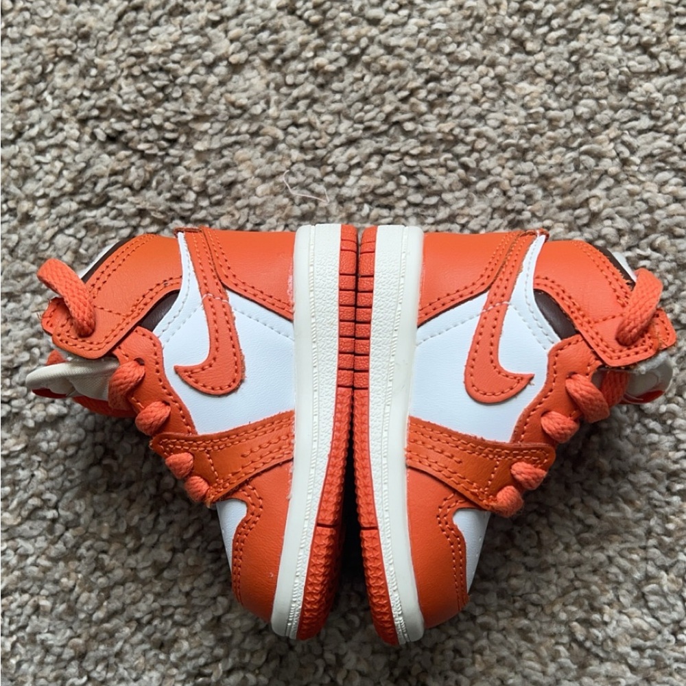 Jordan 1 Starfish size 2C.